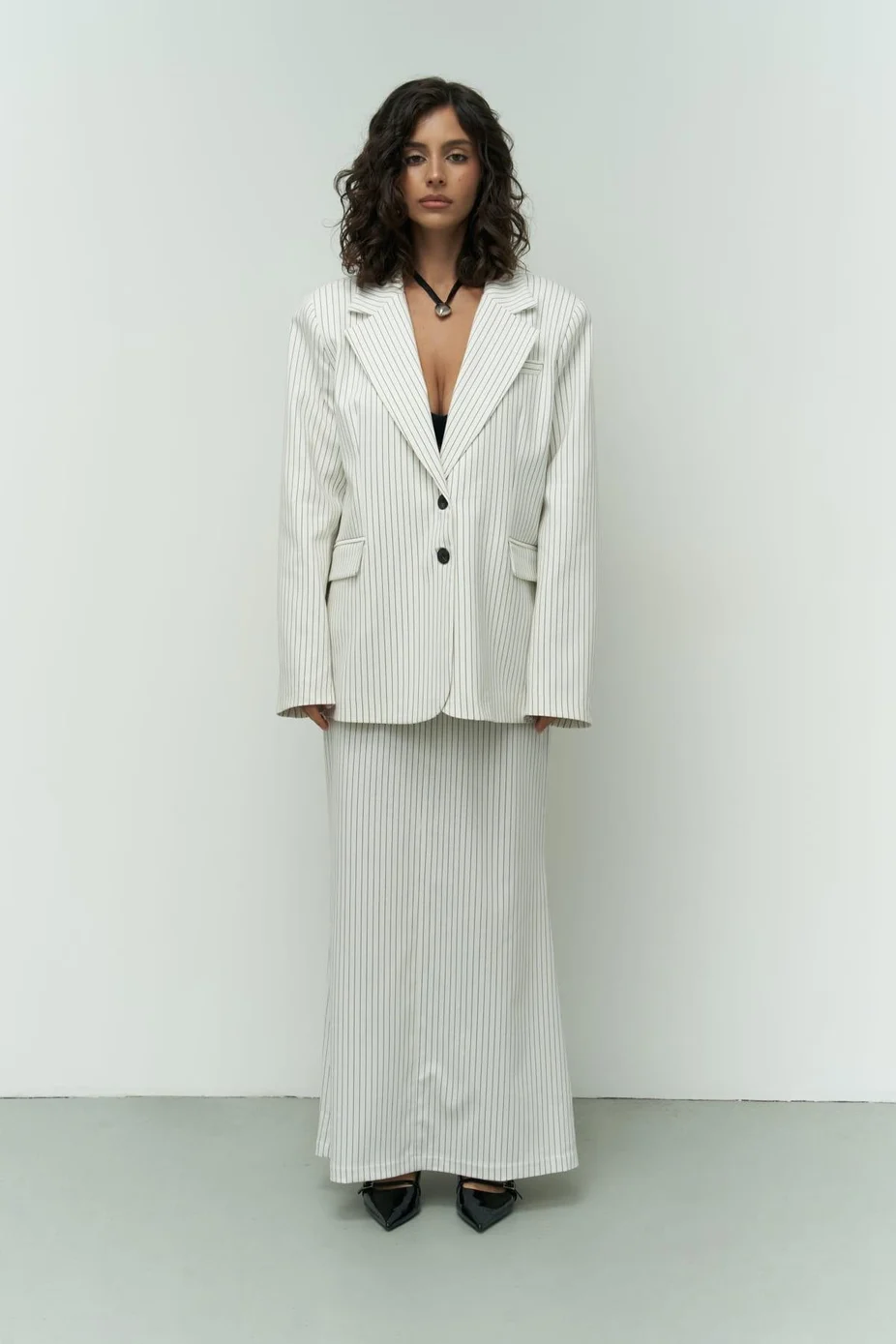 بلیزر و دامن اکرو راه راه بلیزر و دامن اکرو راه راه