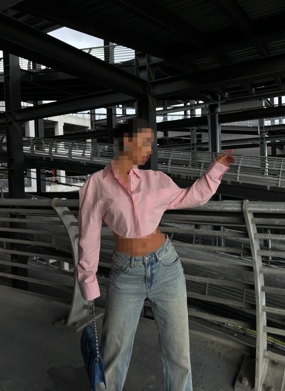 شومیز کوتاه پشت باز صورتی شومیز کوتاه پشت باز صورتی