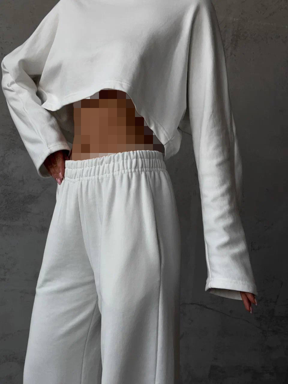 ست کراپ و شلوار سفید ست کراپ و شلوار سفید