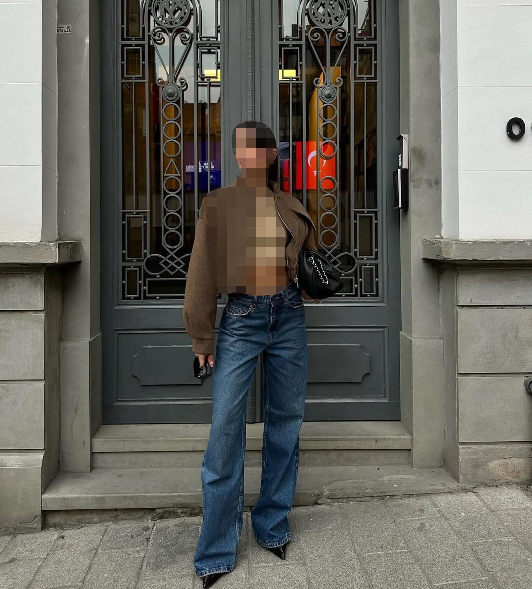 شلوار جین واید لگ آبی شلوار جین واید لگ آبی