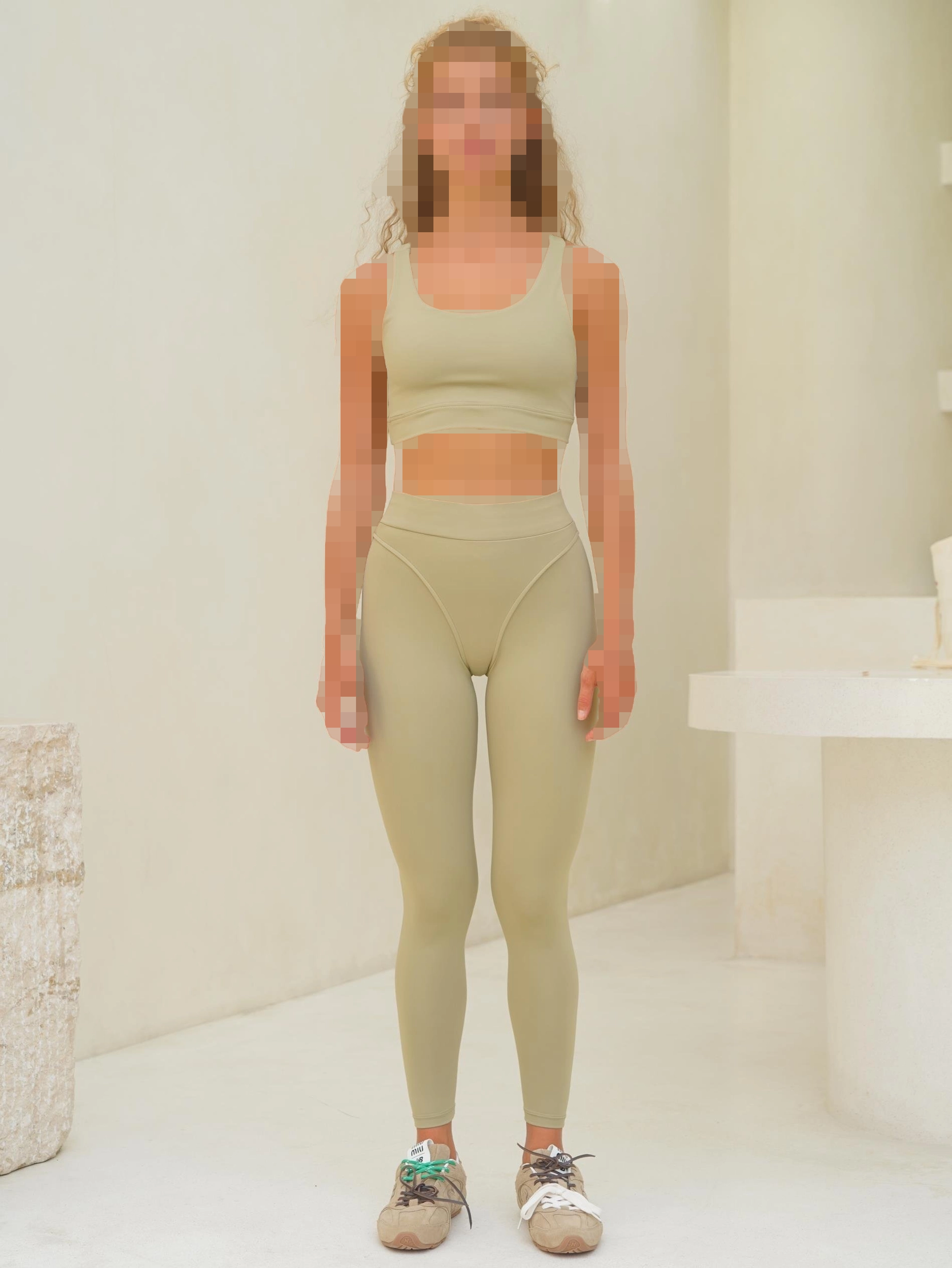 ست ورزشی خاکی روشن کریتوس ست ورزشی خاکی روشن کریتوس