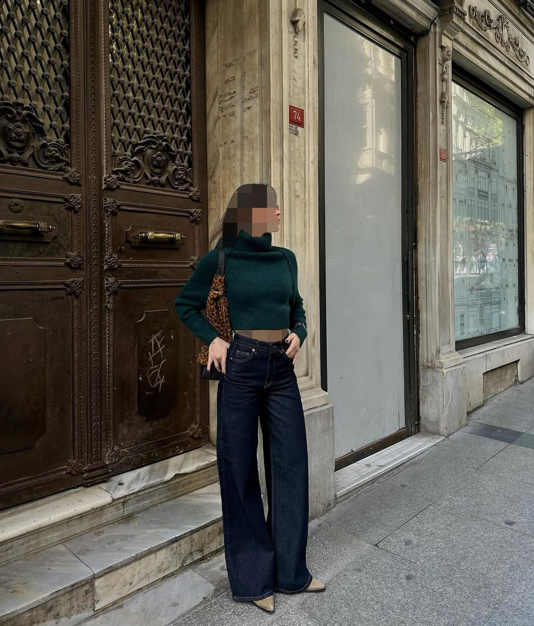 شلوار جین واید لگ سورمه ای شلوار جین واید لگ سورمه ای