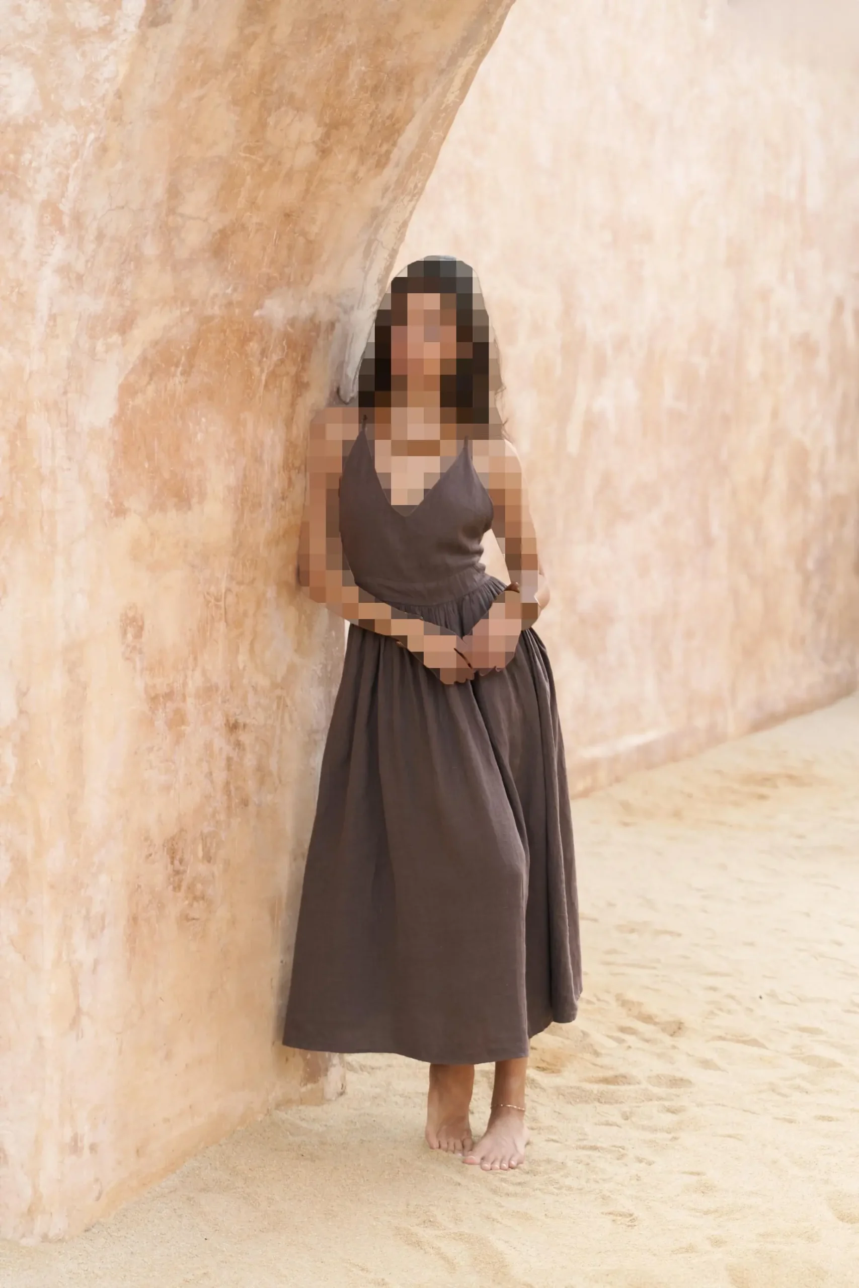 پیراهن بلند لینن قهوه ای با بند پیراهن بلند لینن قهوه ای با بند