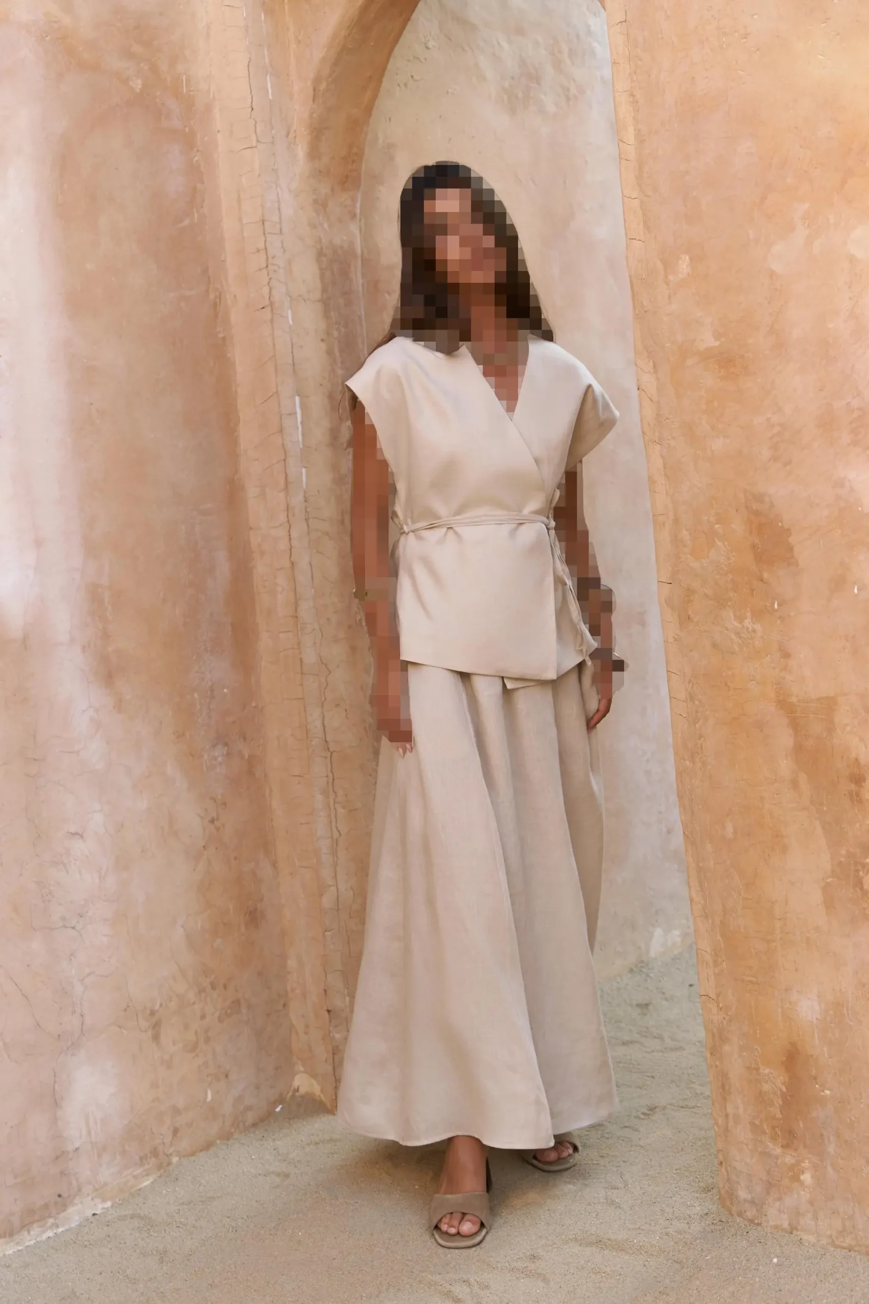 ست دامن جلیقهای لینن فیامتا کرم ست دامن جلیقهای لینن فیامتا کرم